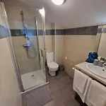 Проживание в семье Le Combo *